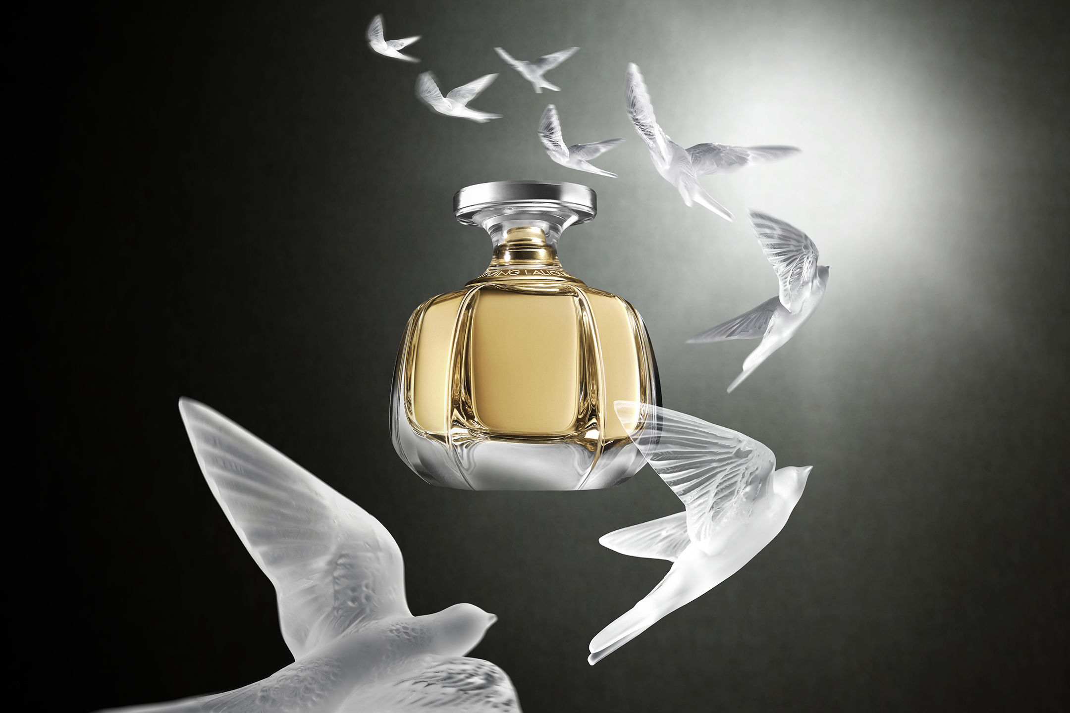 Two new perfumes from Lalique kokosil Ginza